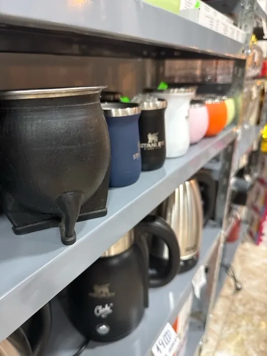 MATES VARIOS