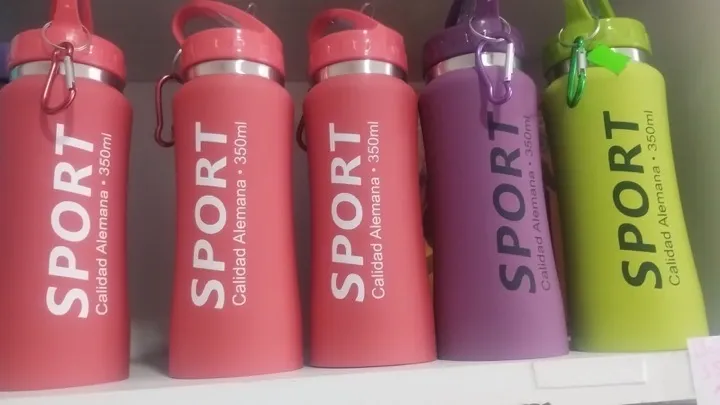 BOTELLAS 350ml con pico (COLOR ROSA único)