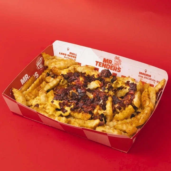 Papas con Cheddar y Tocineta