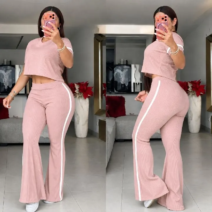 05 conjunto cuello v palo rosa talla única