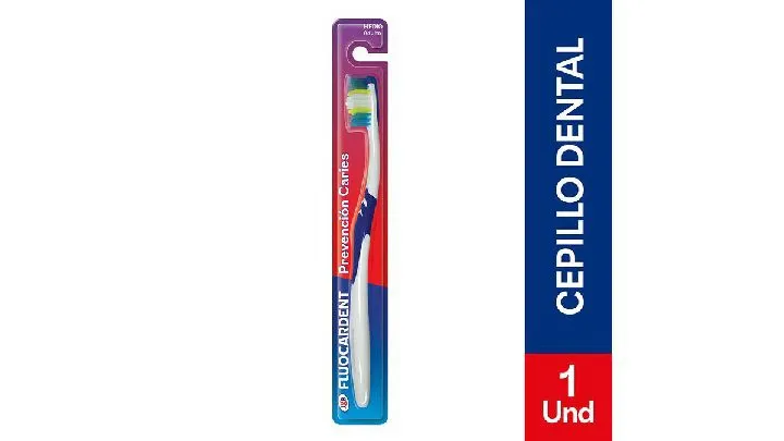 Cepillo Fluocardent Prevención de Caries x 1 unidad
