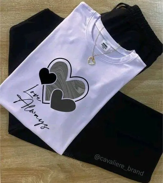 CONJUNTO SUDADERA BOTA RECTA BURDA