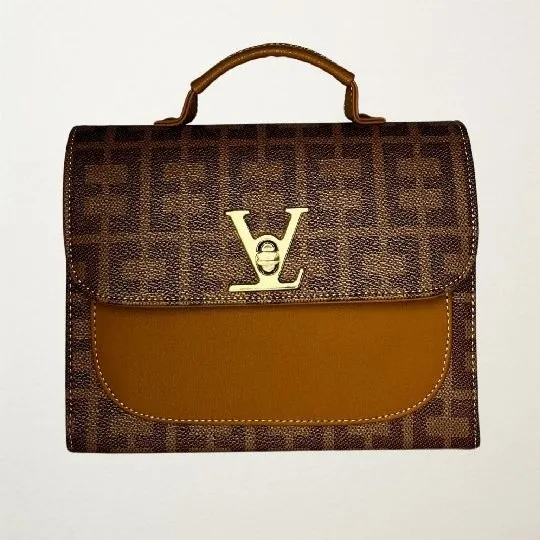 BOLSO ACARTONADO LV CHANEL