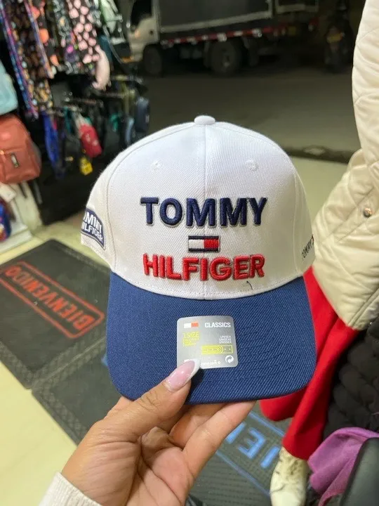 GORRA REP TOMMY