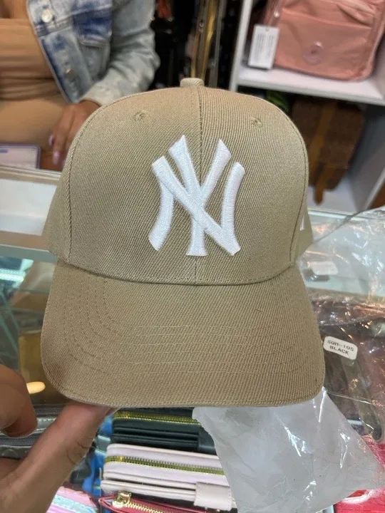 GORRA YANKEES BEIGE