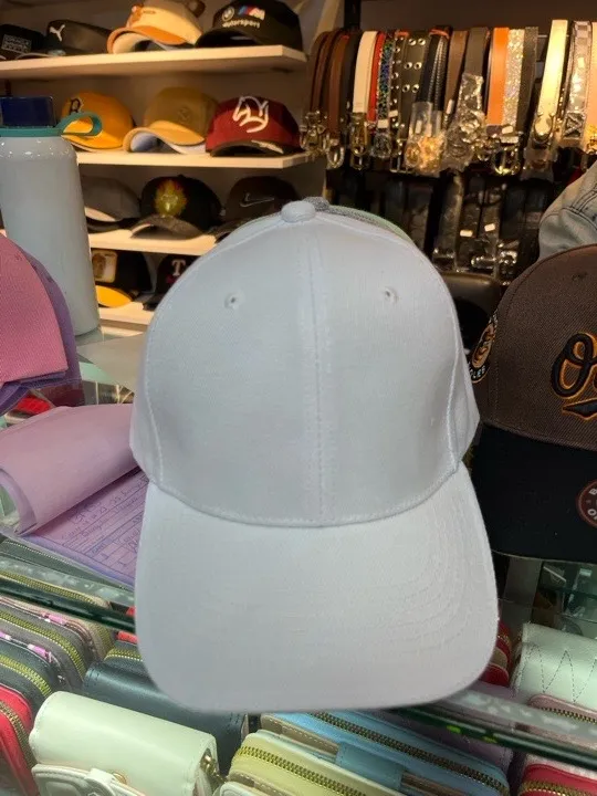GORRA BLANCA SENCILLA