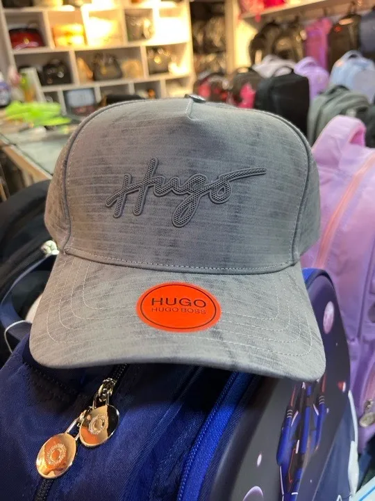 GORRA HUGO BOSS GRIS
