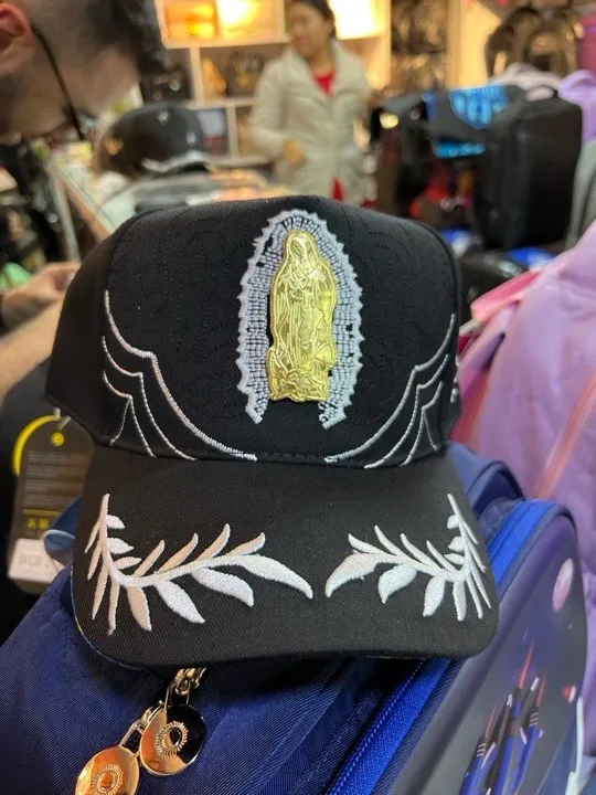 GORRA VIRGEN BORDADA