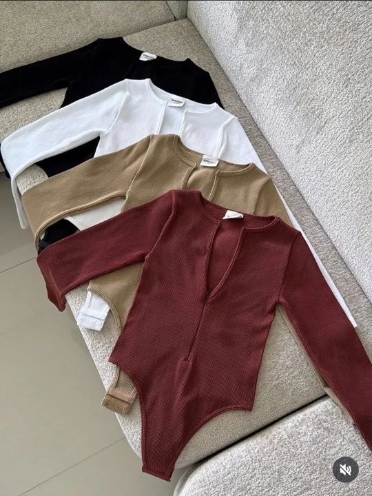 body con cierre corte en v dynamic manga larga café-negro y blanco