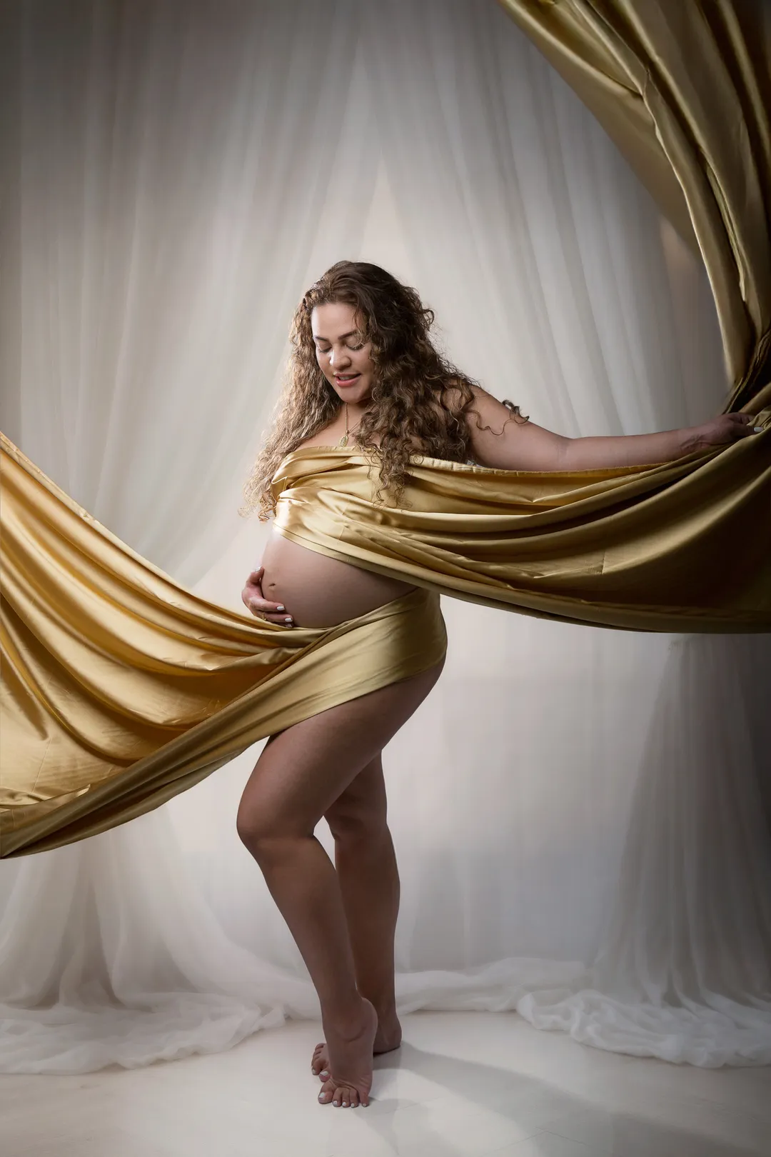 FOTO ESTUDIO MATERNIDAD PREMIUM - 20 POSES