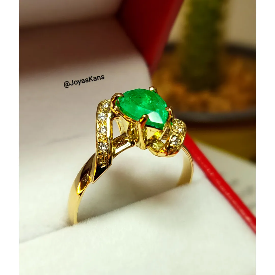 Anillo dama con esmeralda y diamantesref 3 02 Oro 18k Joyeria