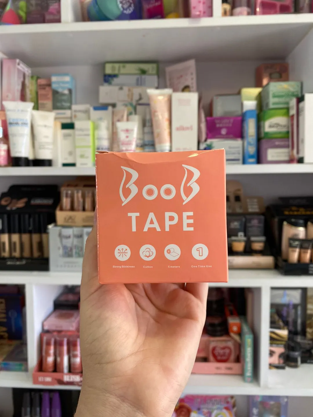 Boob tape + tapa pezones