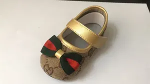 T. 11 - Zapatos Gucci Con Moño