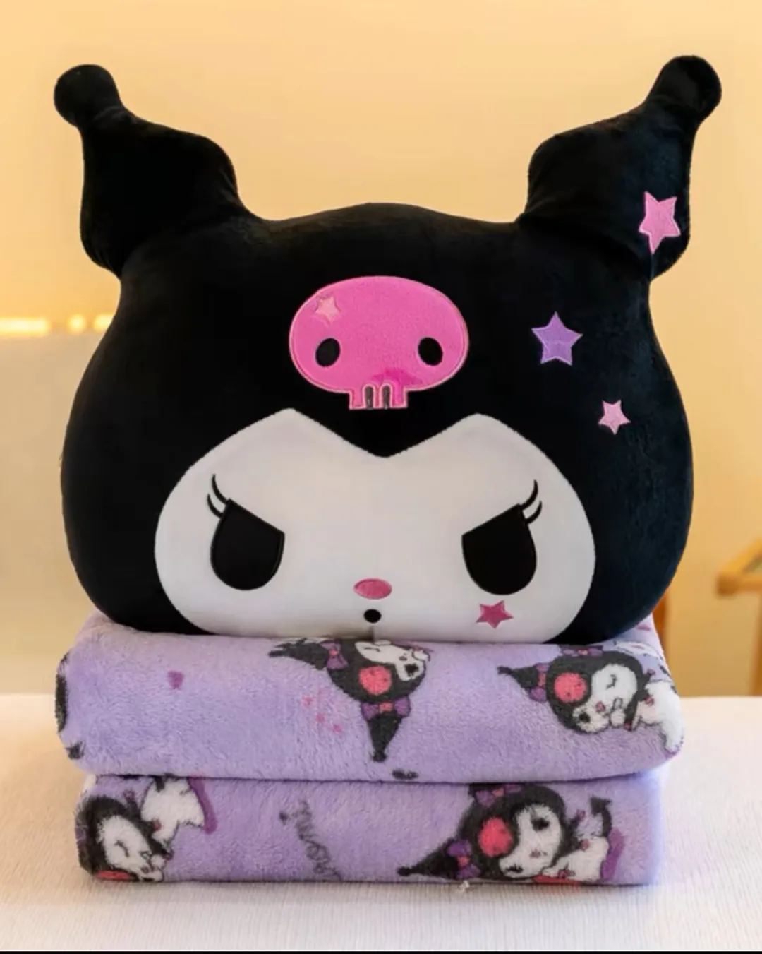 Peluche-Cobija De Kuromi Negro