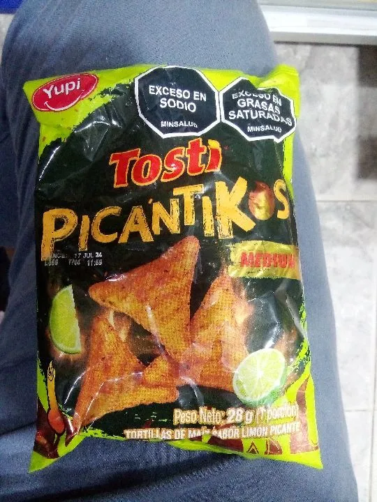 Tosti pikantikos limon