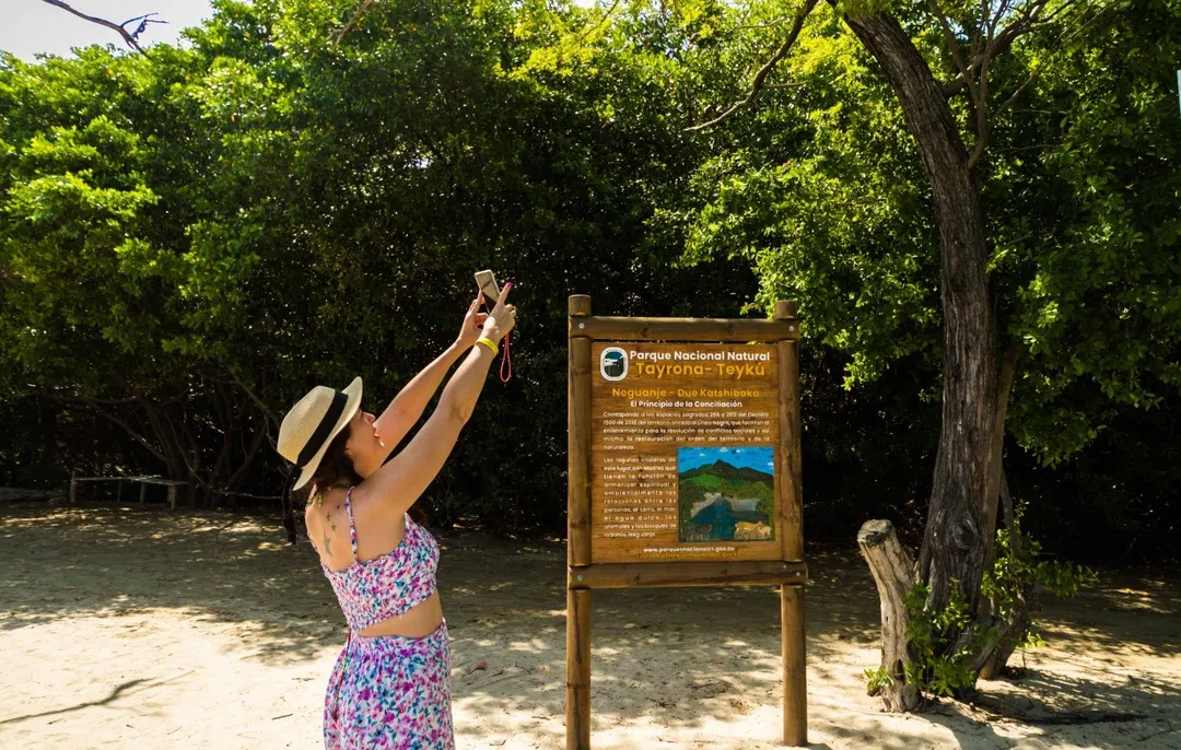 PARQUE TAYRONA PLAYA CRISTAL