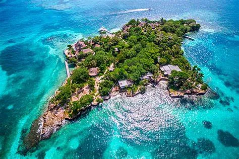 PLAYA BLANCA + ISLAS DEL ROSARIO + PLANCTON BIOLUMINOSO