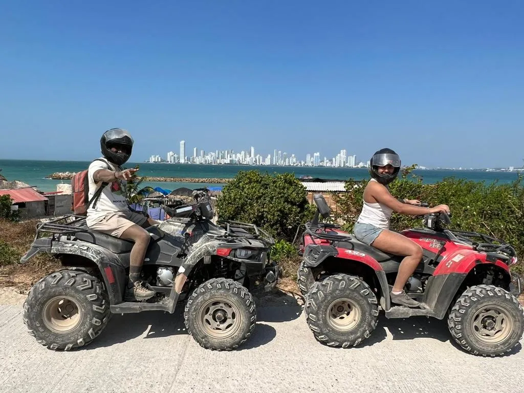 TOUR ATV´S TIERRA BOMBA POR PAREJA