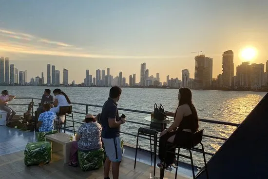 ATARDECER BARCO CARROUSEL TRADICIONAL