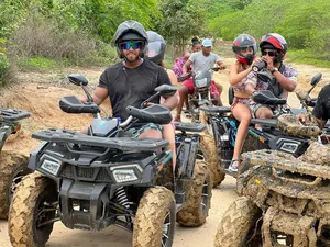 TOUR ATV´S TIERRA BOMBA POR PAREJA